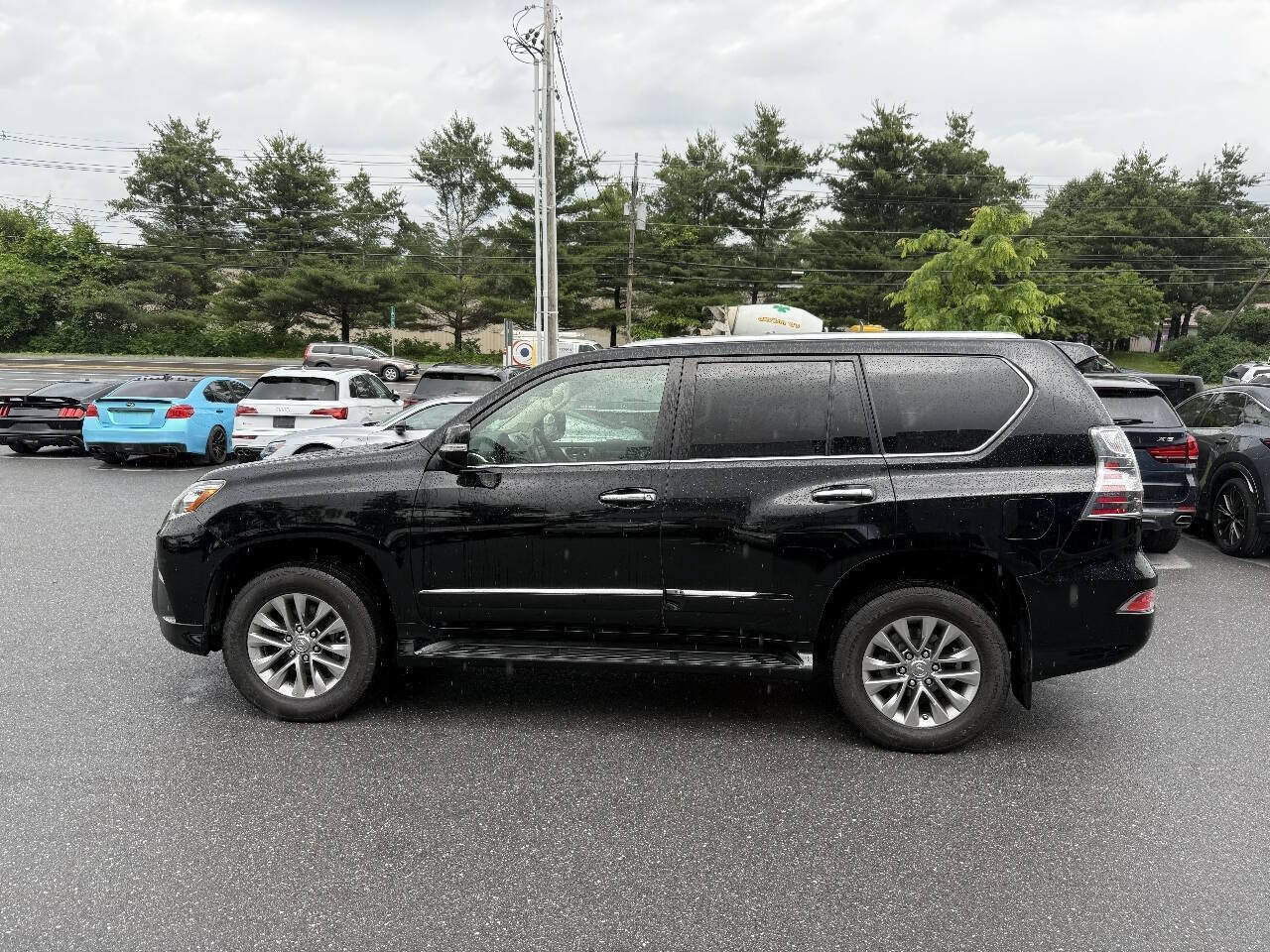 Used 2017 Lexus GX 460 Luxury w/ Preferred Accessory Package AWD/4WD image 10