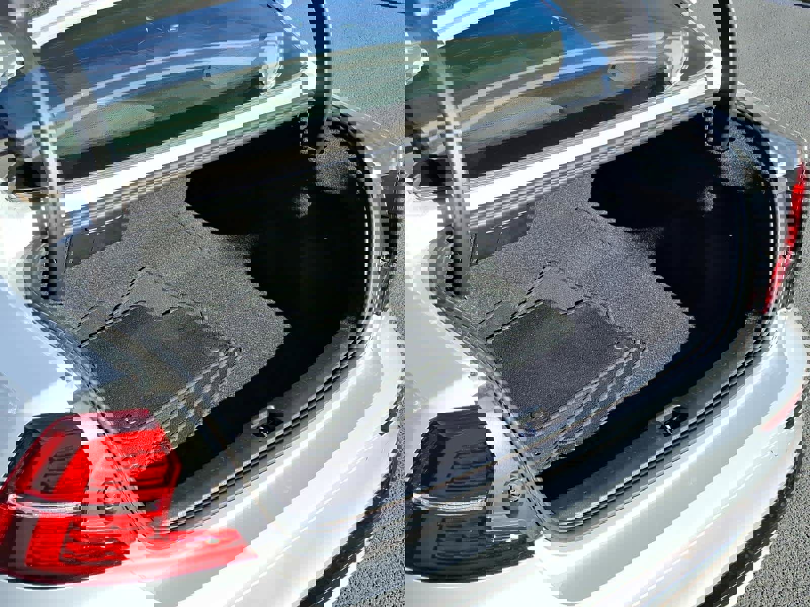 Used 2025 Volvo S60 B5 Core image 16