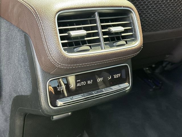 Used 2022 Mercedes-Benz GLS 450 4MATIC image 21