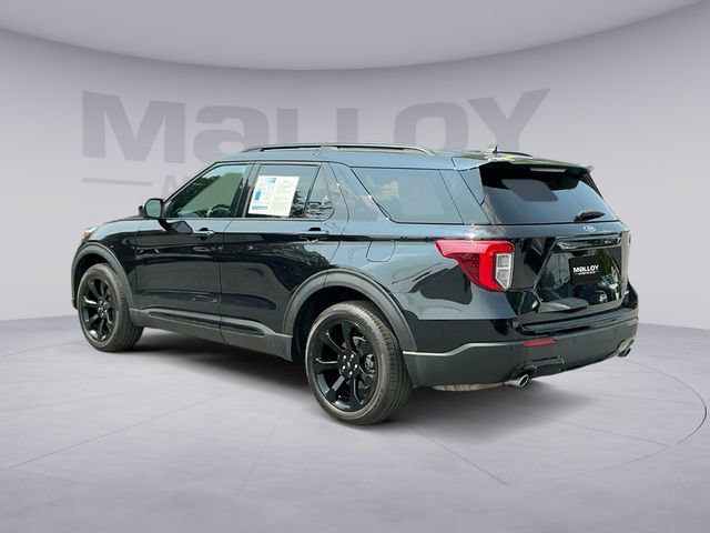 Used 2023 Ford Explorer ST-Line AWD/4WD image 3