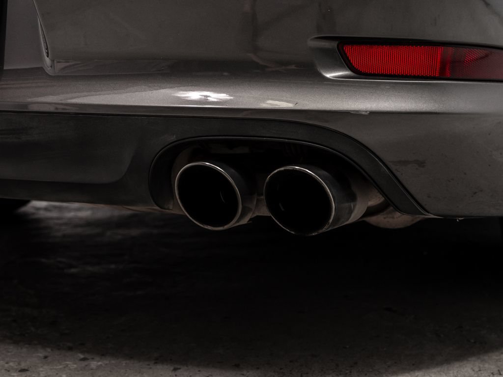 Used 2015 Porsche 911 Carrera 4S AWD/4WD image 34