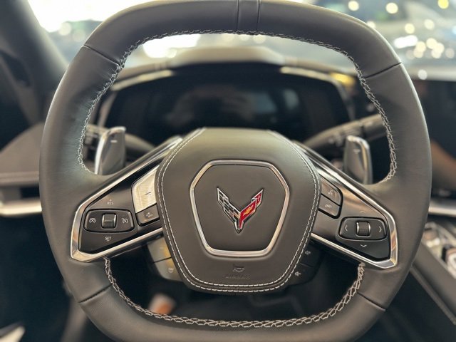 Used 2025 Chevrolet Corvette Stingray Coupe w/ 1LT image 16