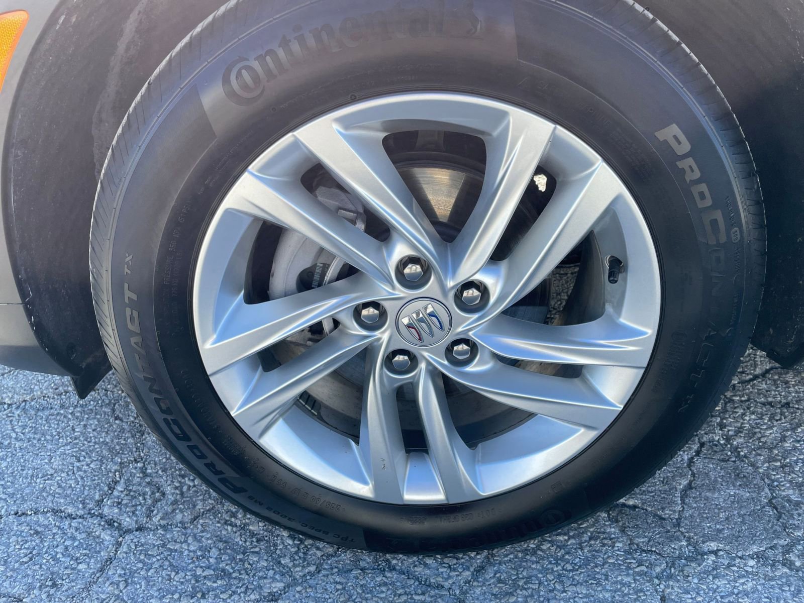 Used 2025 Buick Envista Preferred image 28