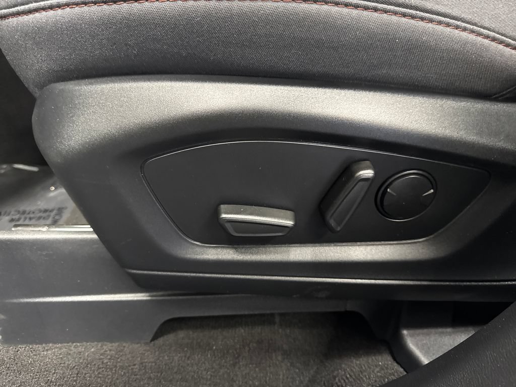 Certified 2025 Ford Explorer Active AWD/4WD image 32