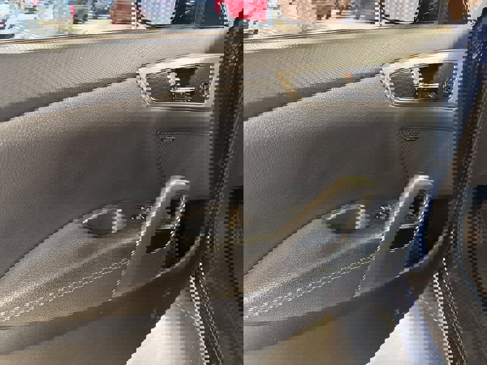 Used 2016 Hyundai Veloster w/ Option Group 03 image 16