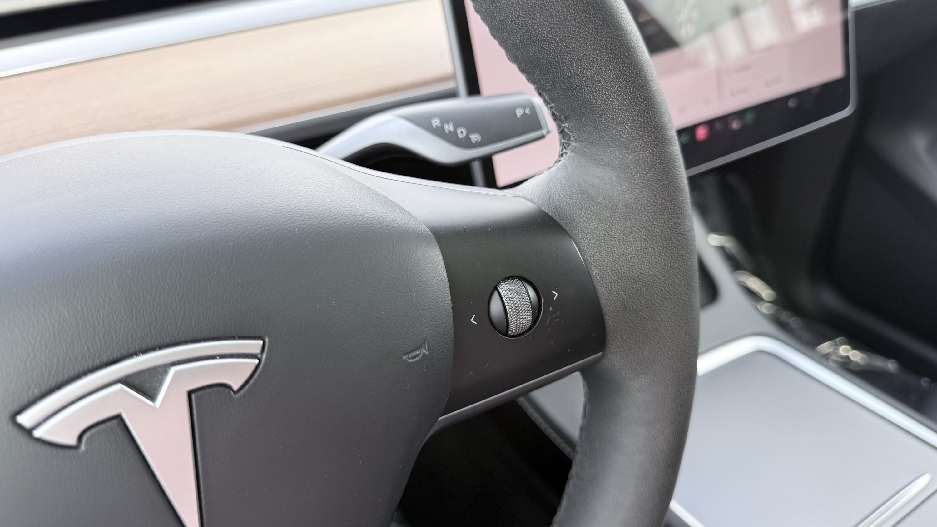 Used 2024 Tesla Model Y Long Range RWD image 57
