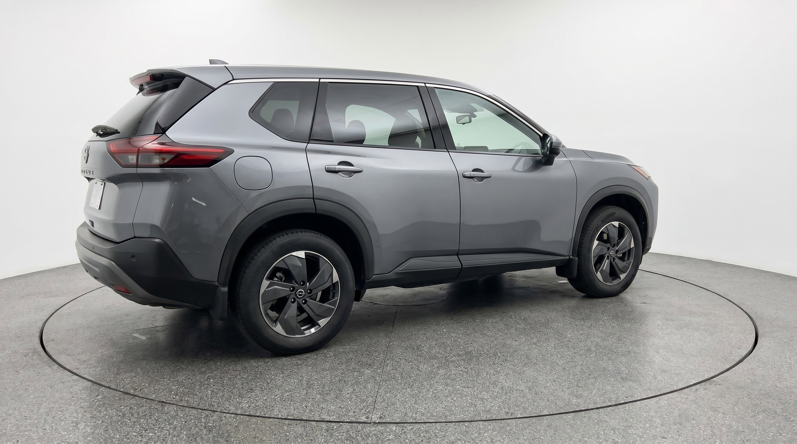 Used 2025 Nissan Rogue SV FWD image 9