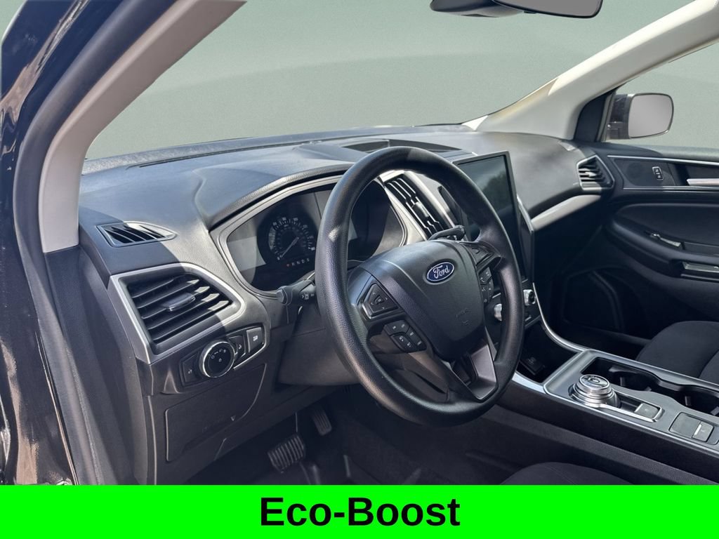 Used 2024 Ford Edge SE w/ Black Appearance Package AWD/4WD image 19