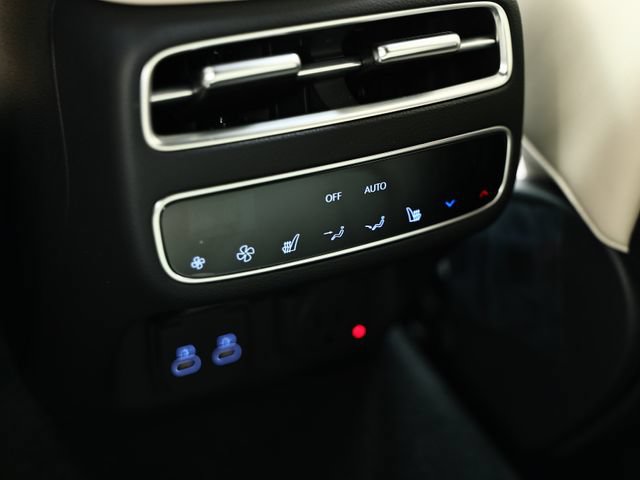 Certified 2026 Genesis GV70 3.5T Sport Prestige AWD/4WD image 28