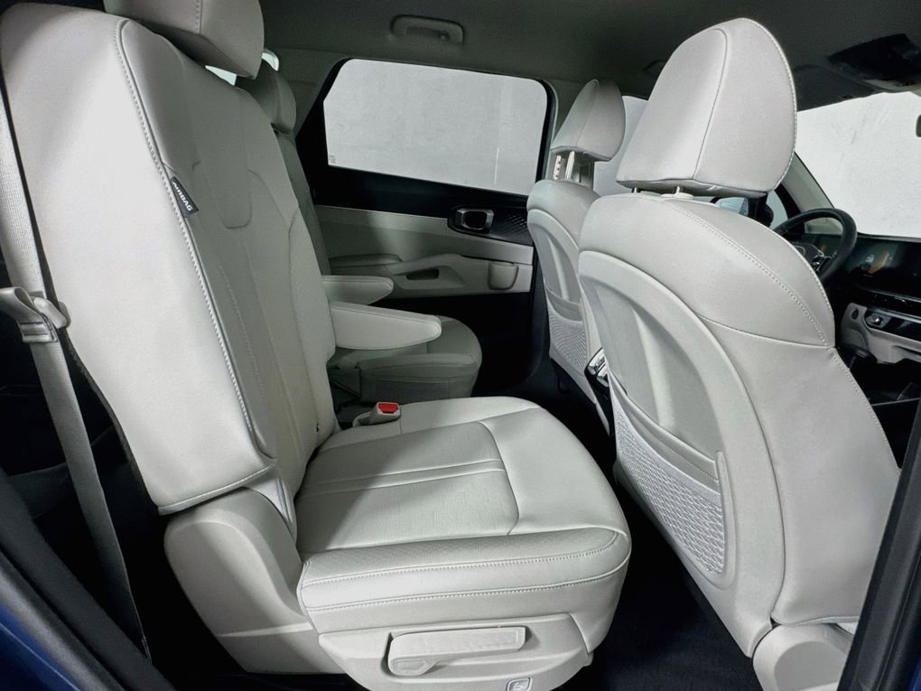 Used 2025 Kia Sorento EX FWD image 32