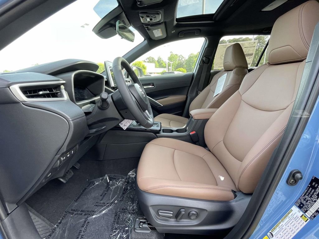 New 2026 Toyota Corolla Cross XLE AWD/4WD image 58