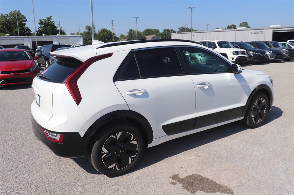 New 2024 Kia Niro Wave image 9