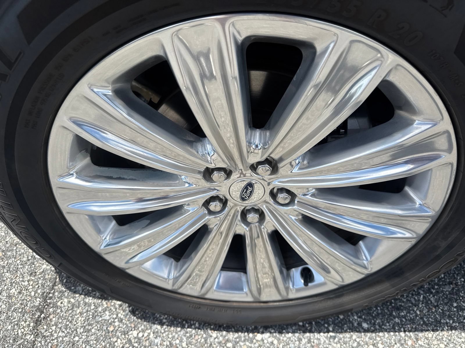 Used 2020 Ford Explorer Limited RWD image 12