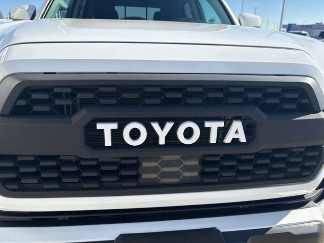 Used 2021 Toyota Tacoma SR5 w/ Trail Edition image 25