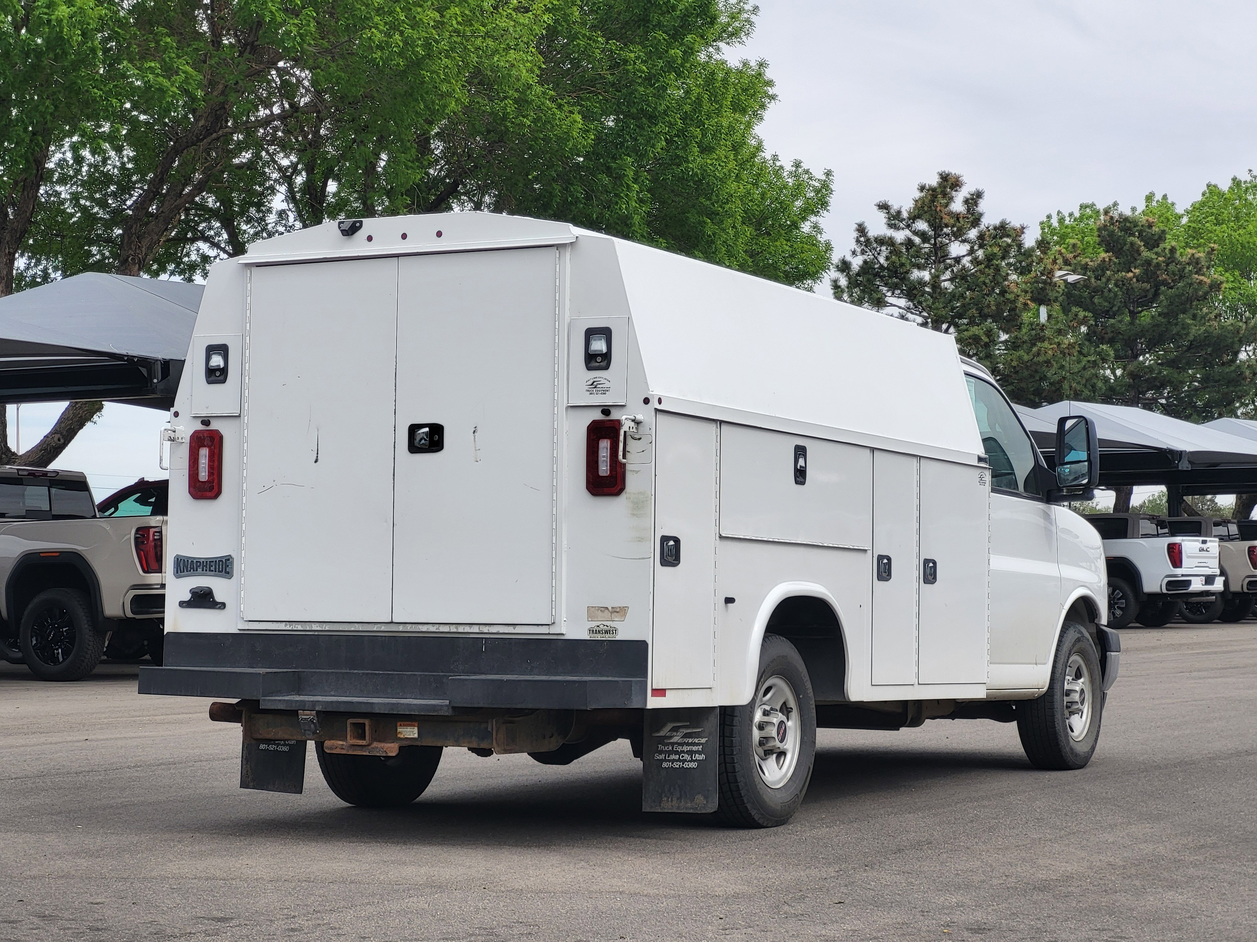 Used 2020 GMC Savana 3500 w/ Power Convenience Package RWD image 7