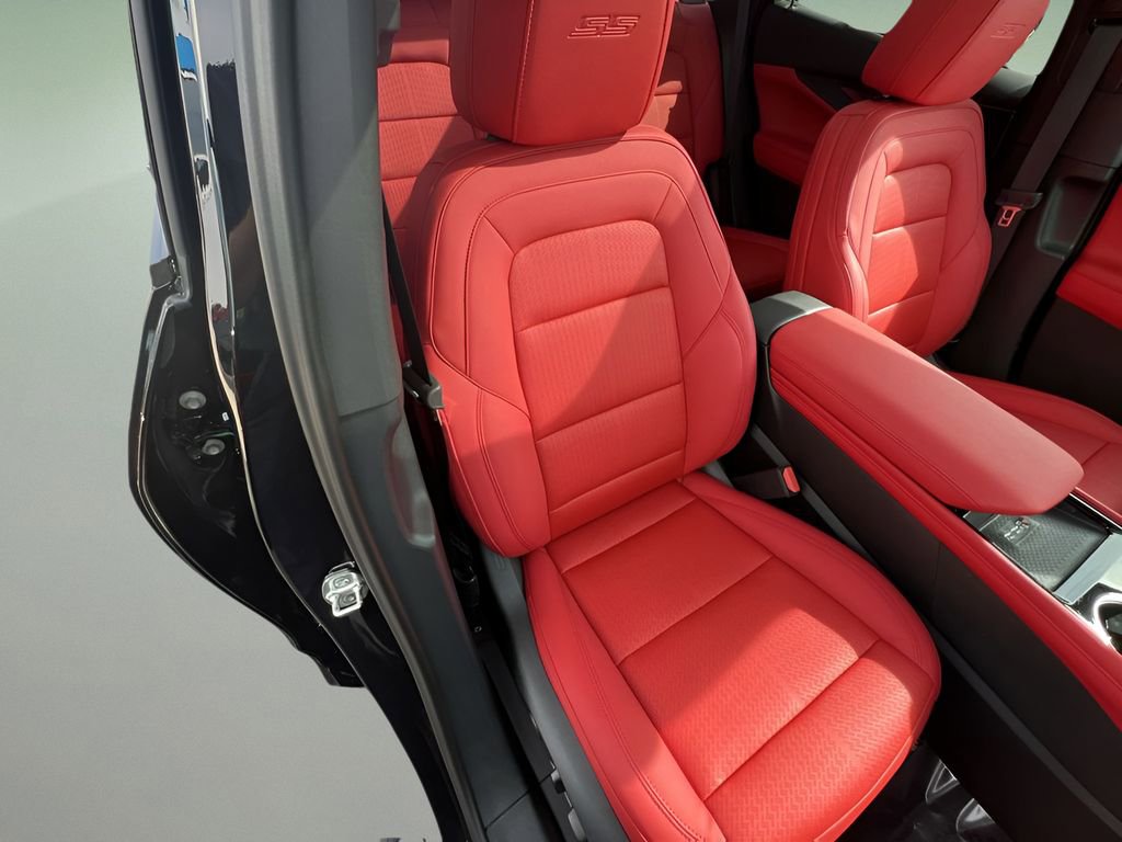 Certified 2025 Chevrolet Blazer EV SS w/ Performance Package image 27