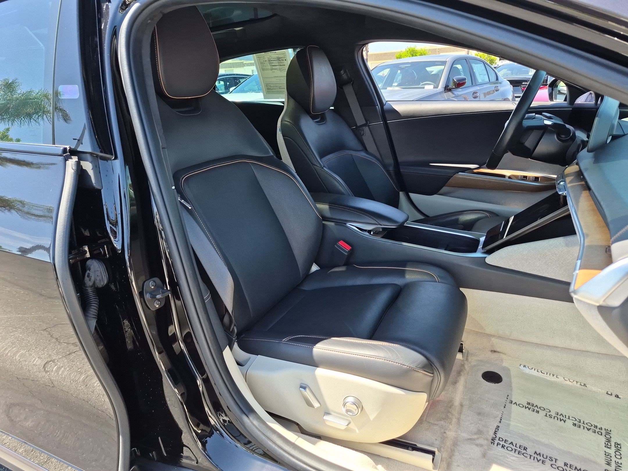 Used 2023 Lucid Air Touring AWD/4WD image 33