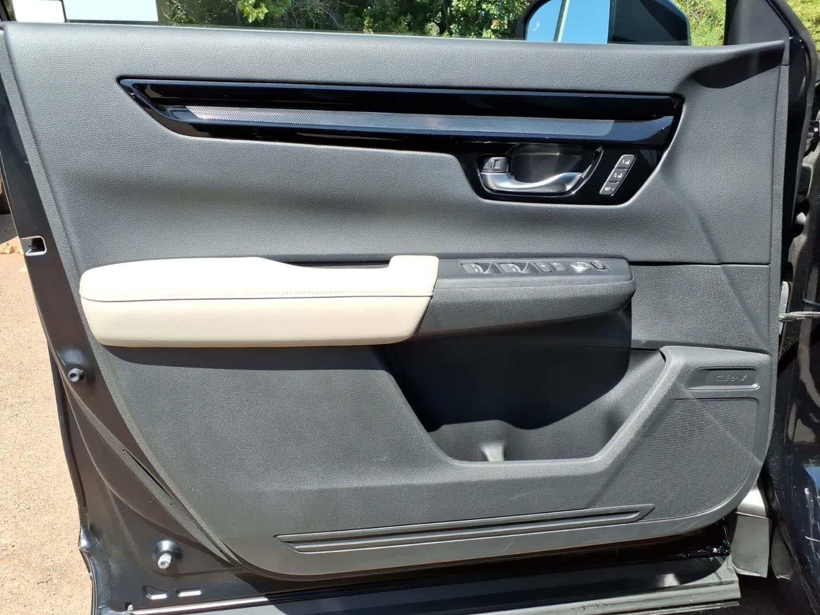 Used 2024 Honda CR-V EX-L image 13