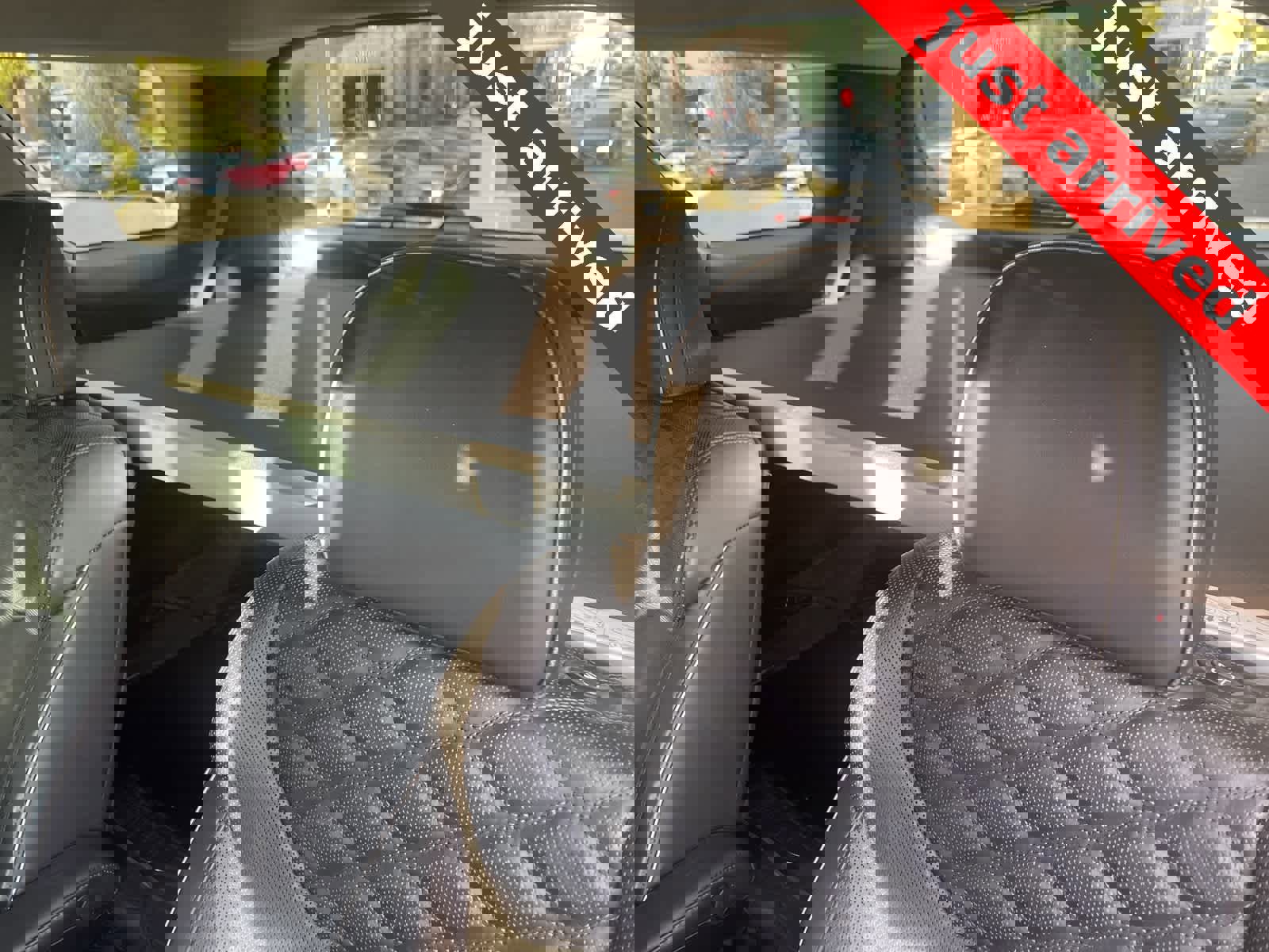 Used 2022 Hyundai Palisade Limited w/ Winter Package image 9