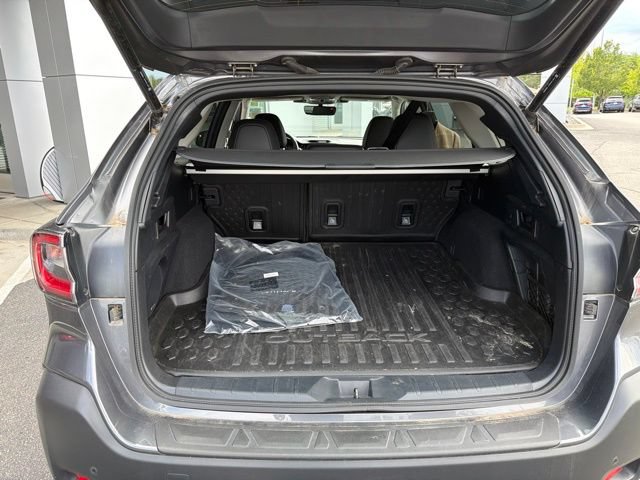 Used 2025 Subaru Outback Limited w/ Popular Package #2 AWD/4WD image 11
