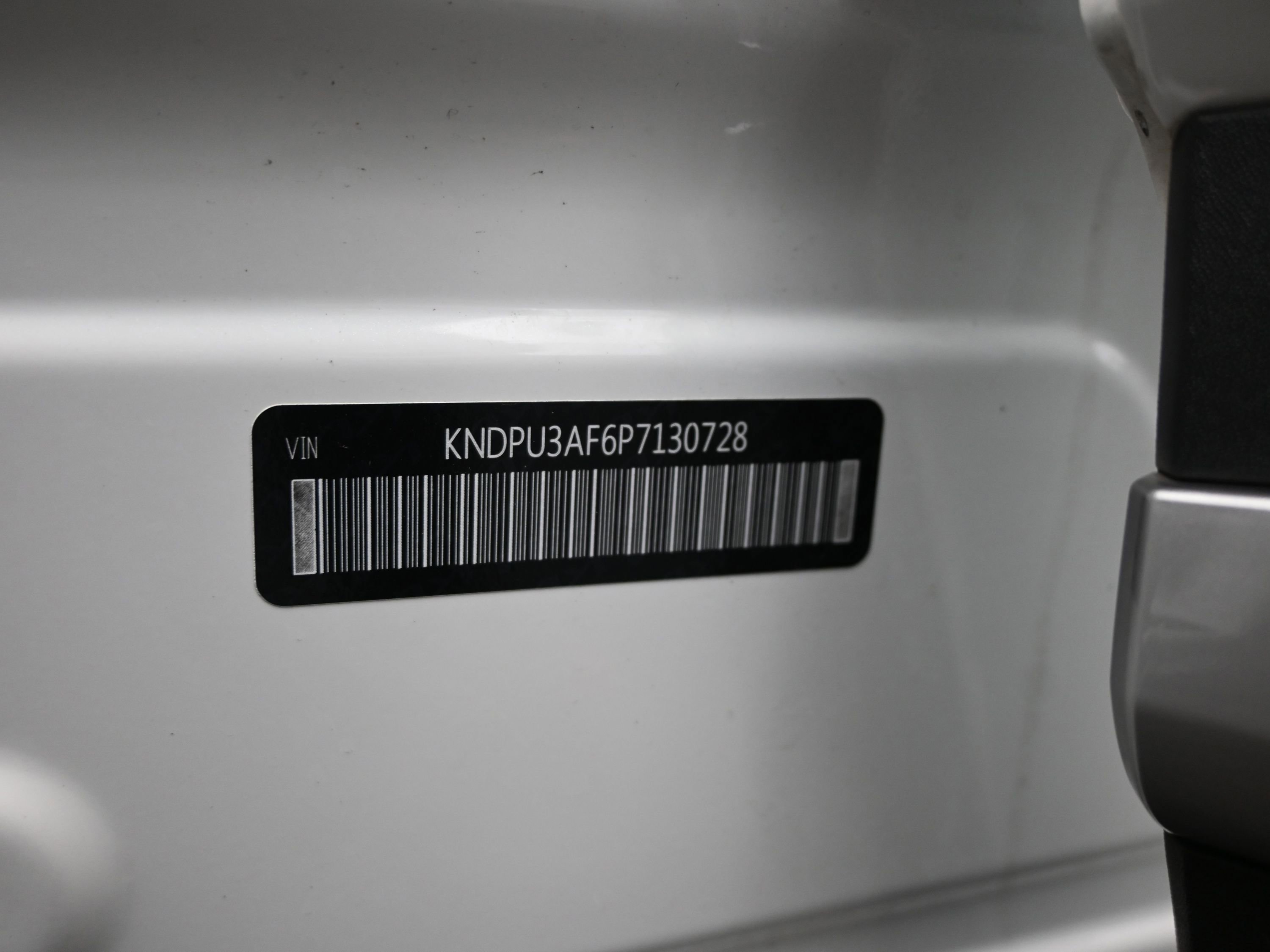 Used 2023 Kia Sportage LX image 17