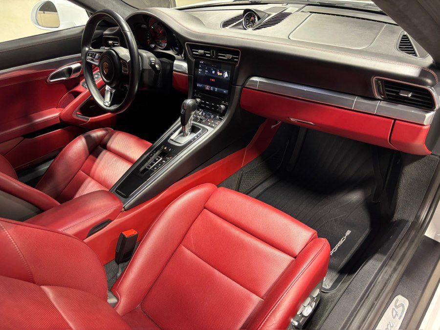 Used 2019 Porsche 911 Carrera 4S image 7
