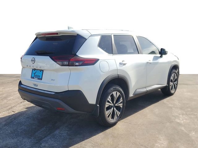 Used 2023 Nissan Rogue SV image 4