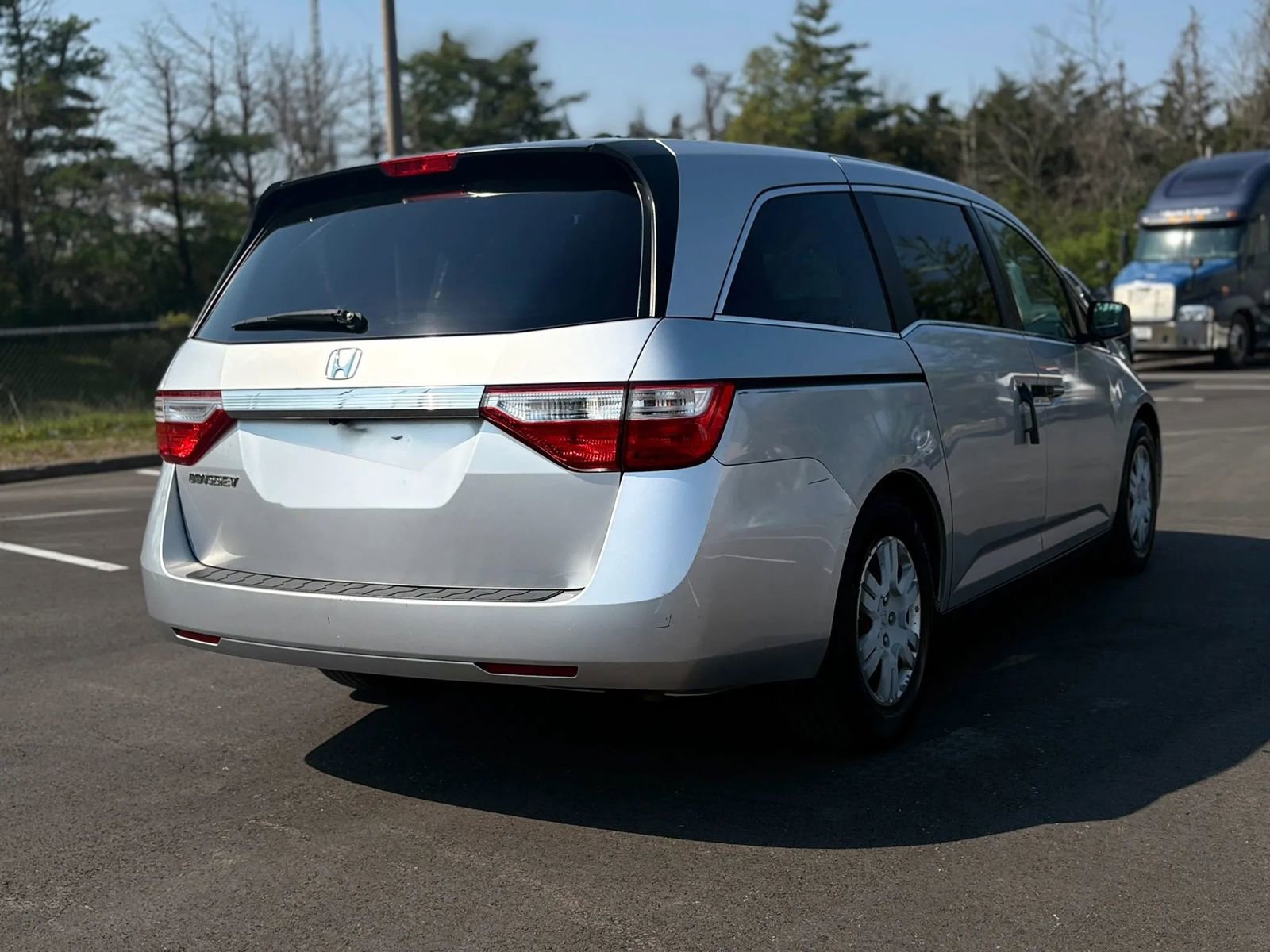 Used 2013 Honda Odyssey LX image 5