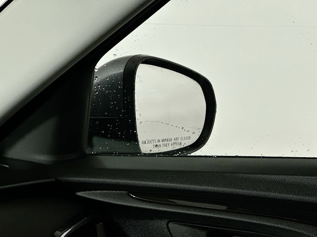 Used 2022 Chevrolet TrailBlazer LT AWD/4WD image 25