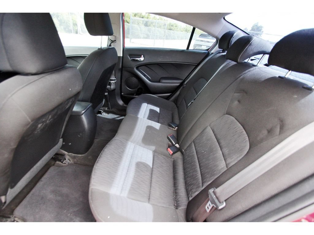 Used 2016 Kia Forte LX FWD image 11