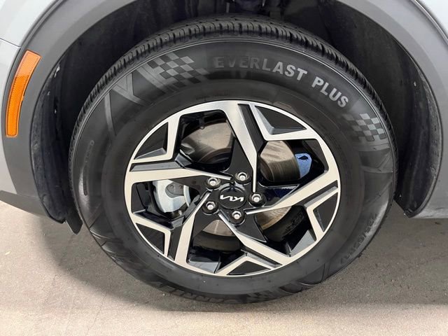 Used 2024 Kia Sportage LX image 28