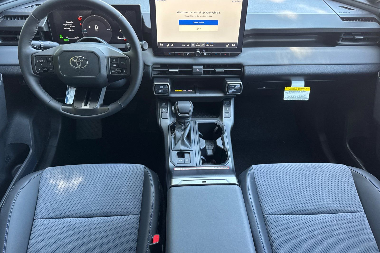 New 2026 Toyota RAV4 XSE AWD/4WD image 4