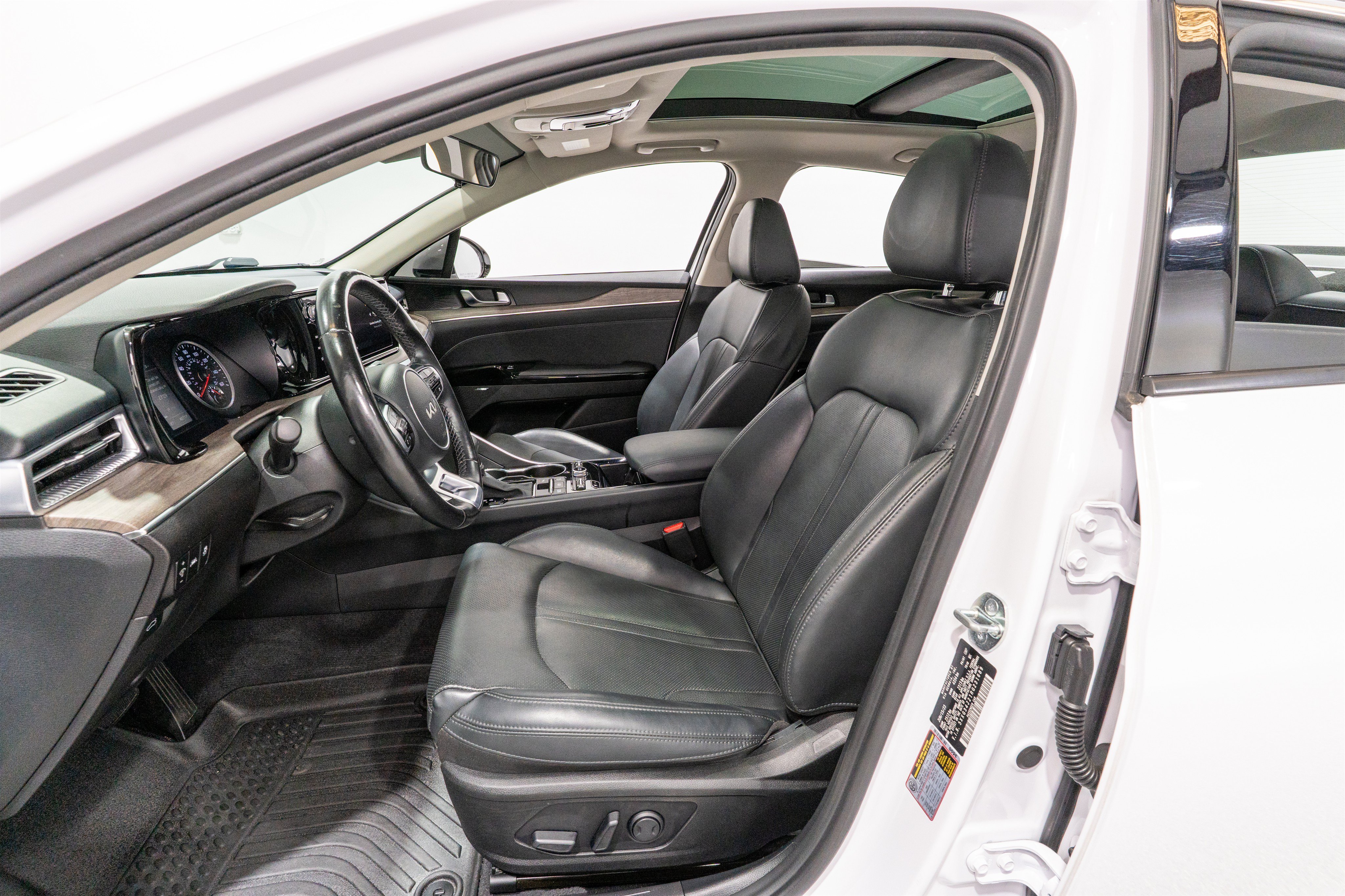 Used 2024 Kia K5 EX w/ EX Premium Package FWD image 15