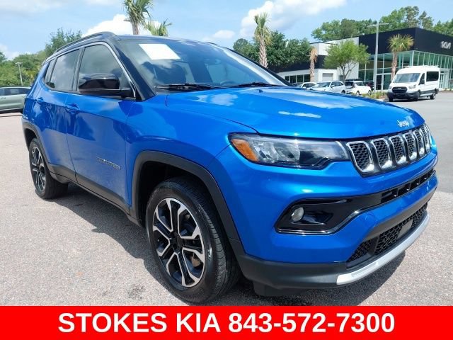 Used 2024 Jeep Compass Limited AWD/4WD image 3