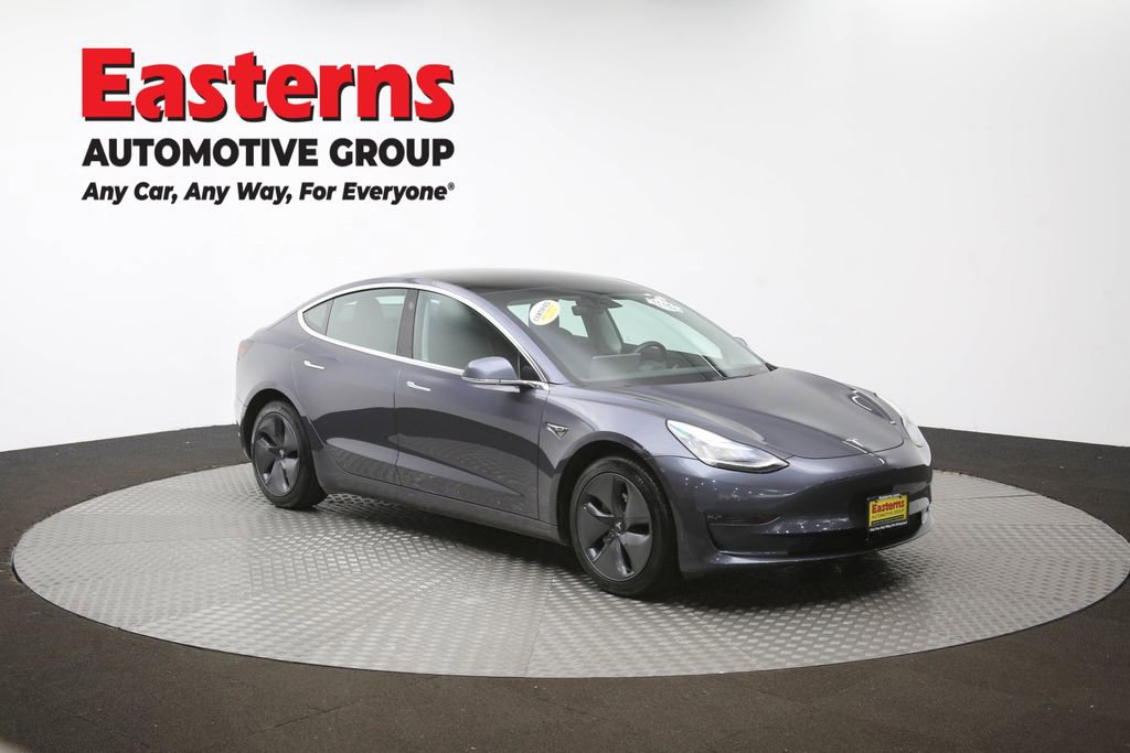 Used 2019 Tesla Model 3 Standard Range image 47