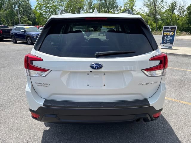 Used 2021 Subaru Forester Premium AWD/4WD image 7