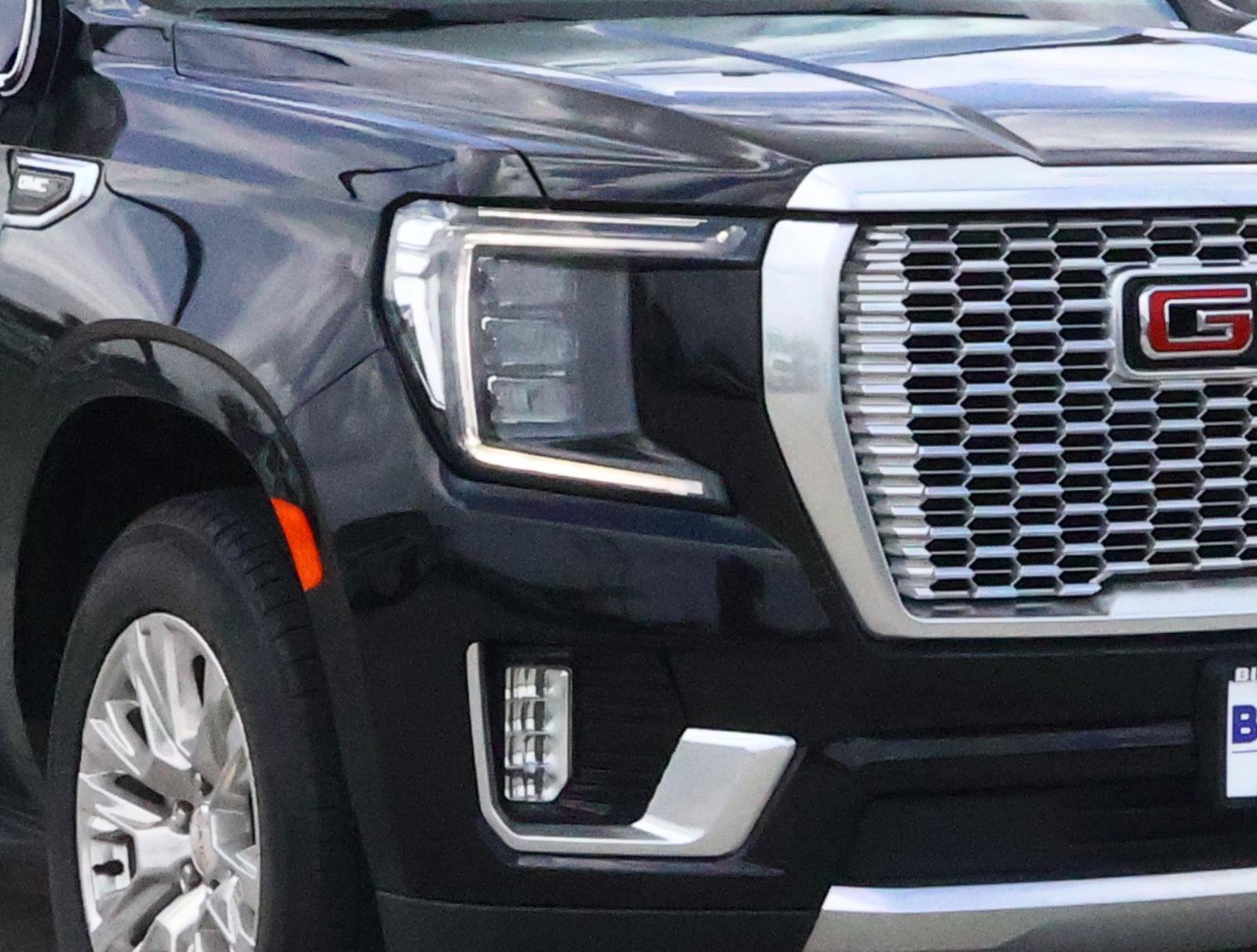 Used 2024 GMC Yukon Denali AWD/4WD image 7