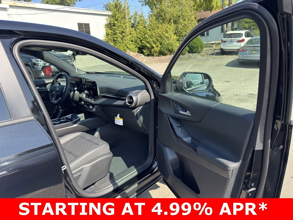 New 2026 Chevrolet Equinox LT w/ Convenience Package II image 11