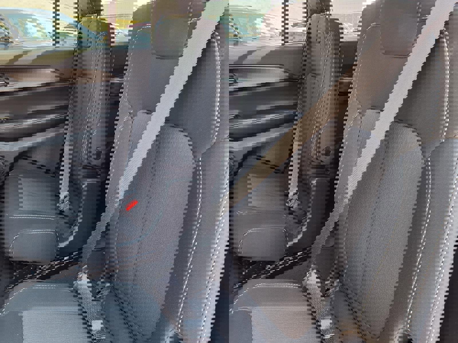 Used 2024 Jeep Grand Cherokee L Laredo w/ Luxury Tech Group I image 7