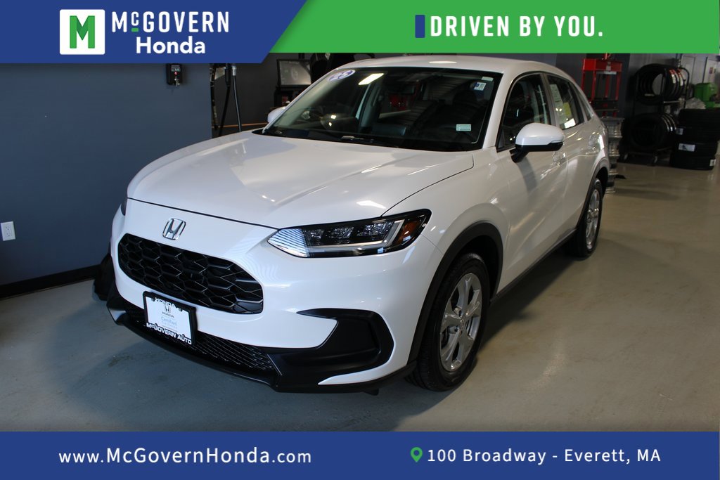 Used 2025 Honda HR-V LX image 1