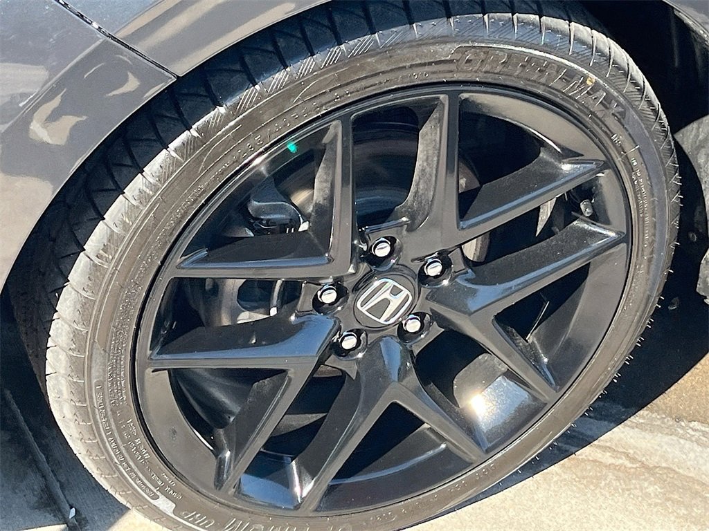 Used 2023 Honda Civic Sport image 27