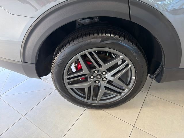 Used 2025 Ford Explorer ST-Line w/ ST-Line Street Pack image 30