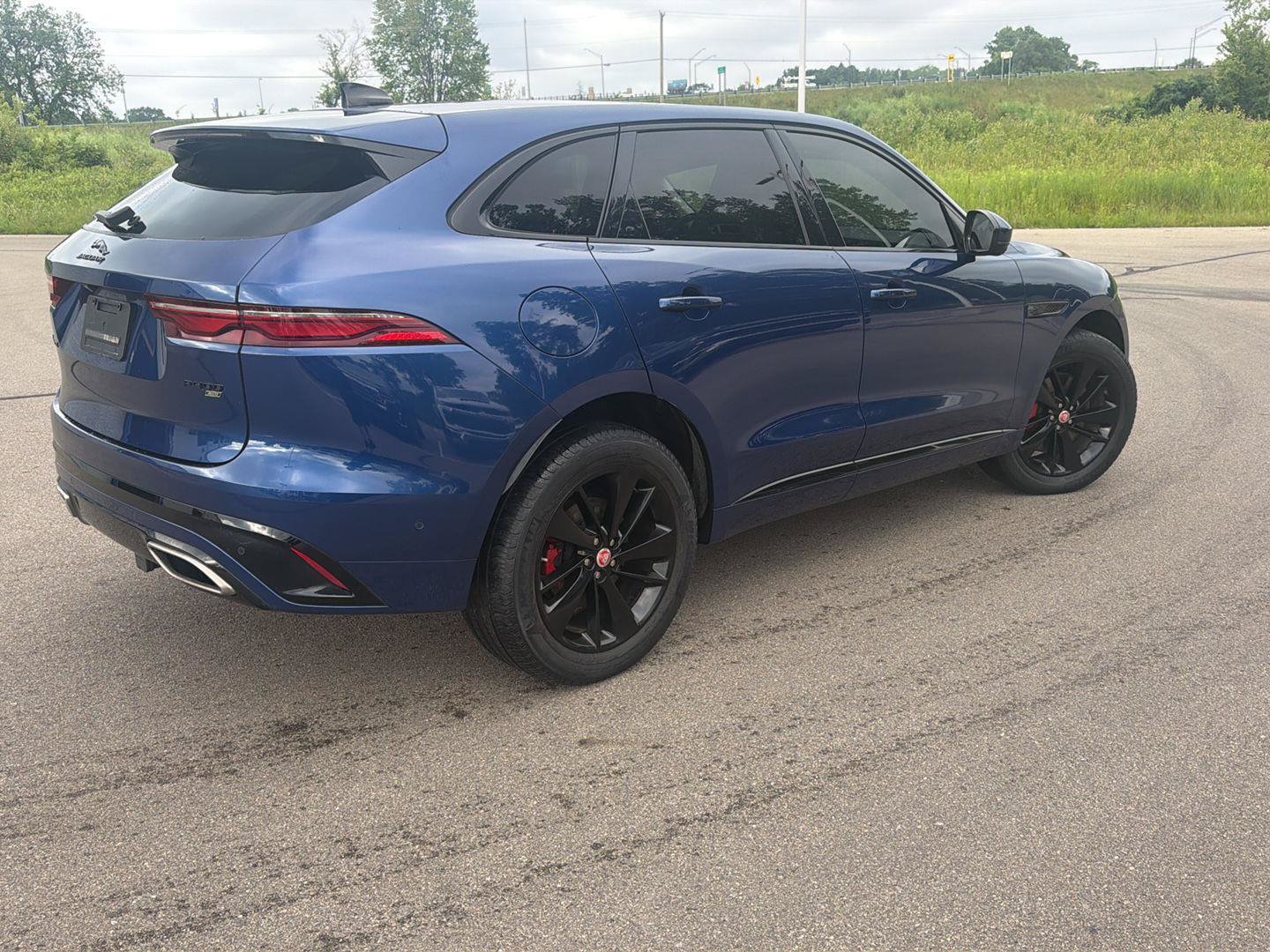 Used 2021 Jaguar F-PACE R-Dynamic S AWD/4WD image 5