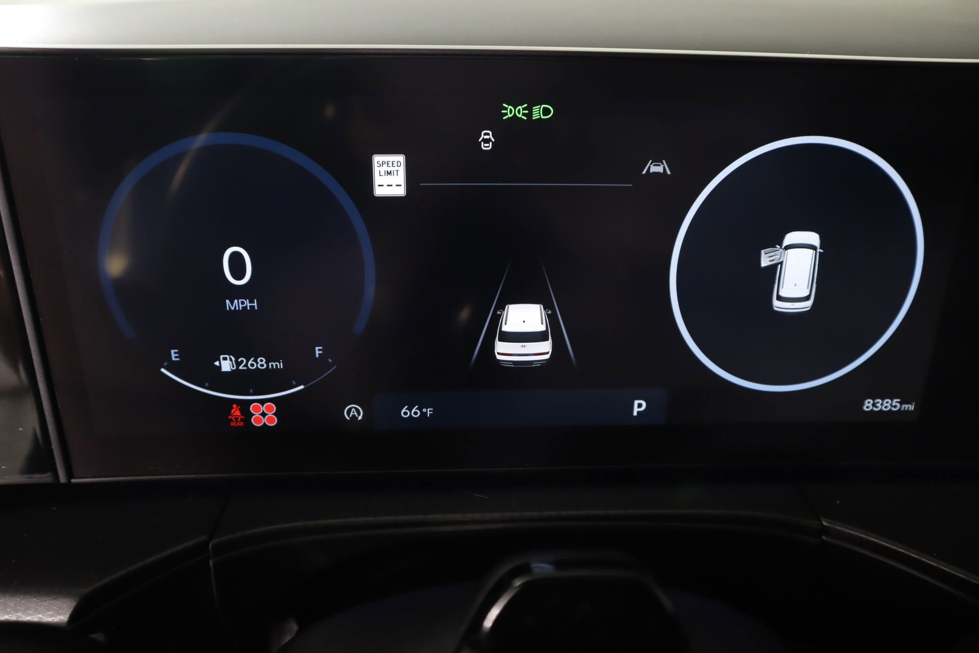 Used 2025 Hyundai Santa Fe Calligraphy image 4