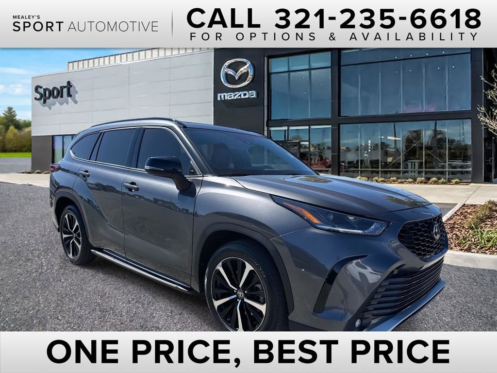 Used 2022 Toyota Highlander XSE