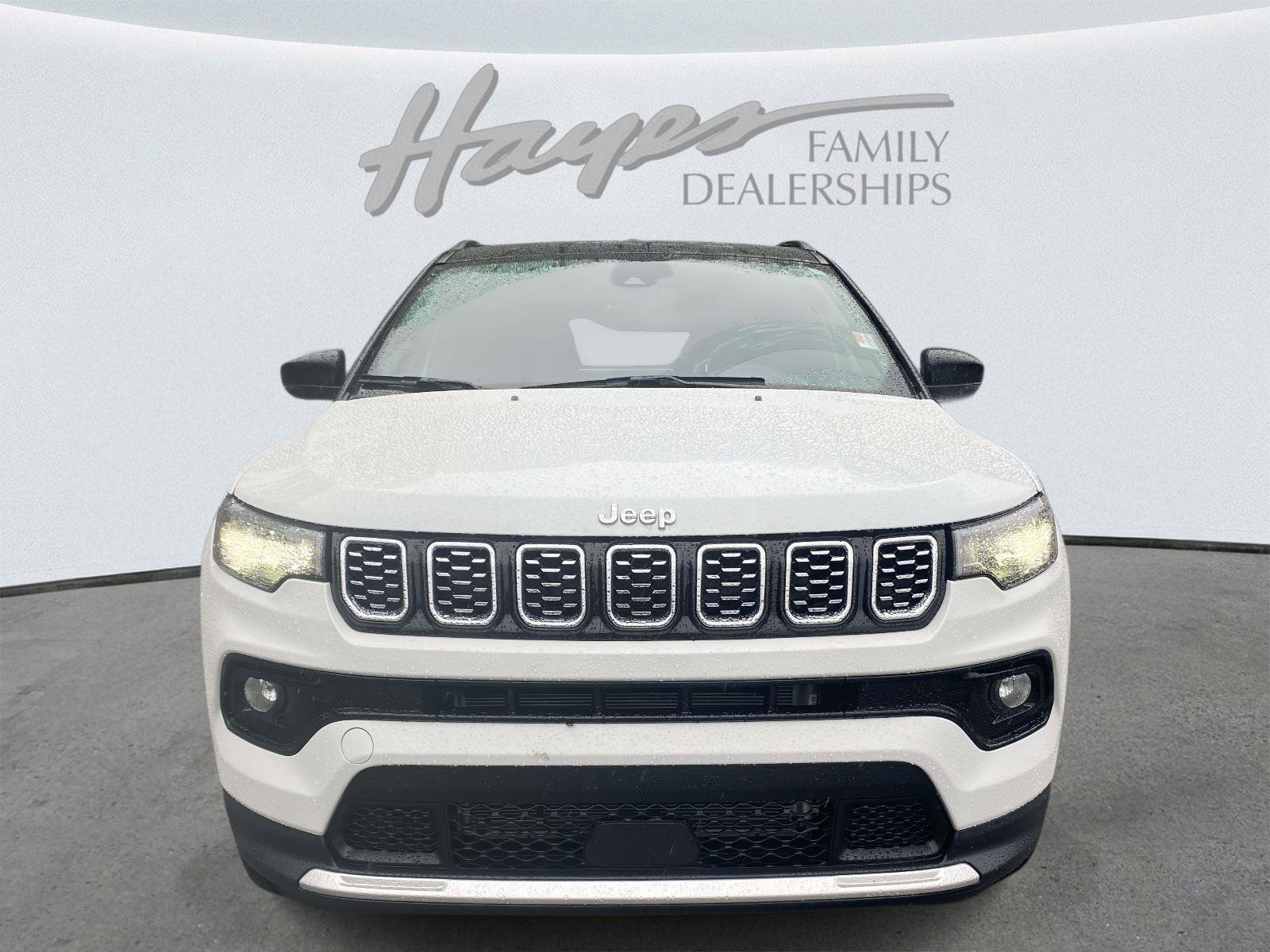 Certified 2024 Jeep Compass Limited image 35