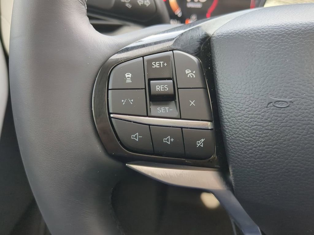 Used 2025 Ford Explorer Platinum w/ Ultimate Package image 25