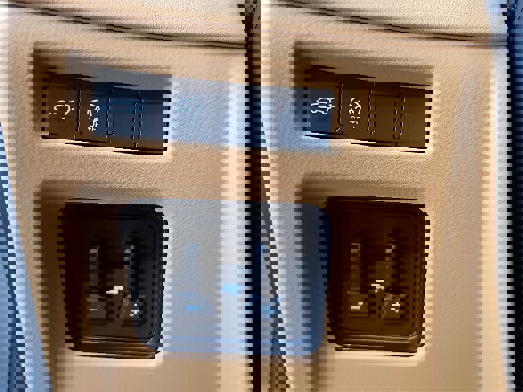 New 2026 Lexus LX 600 4WD w/ Luxury Package image 26