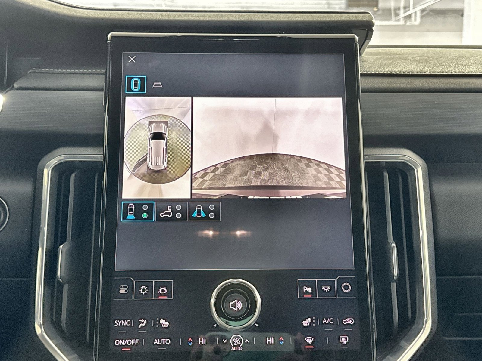 Used 2024 GMC Acadia Elevation image 19