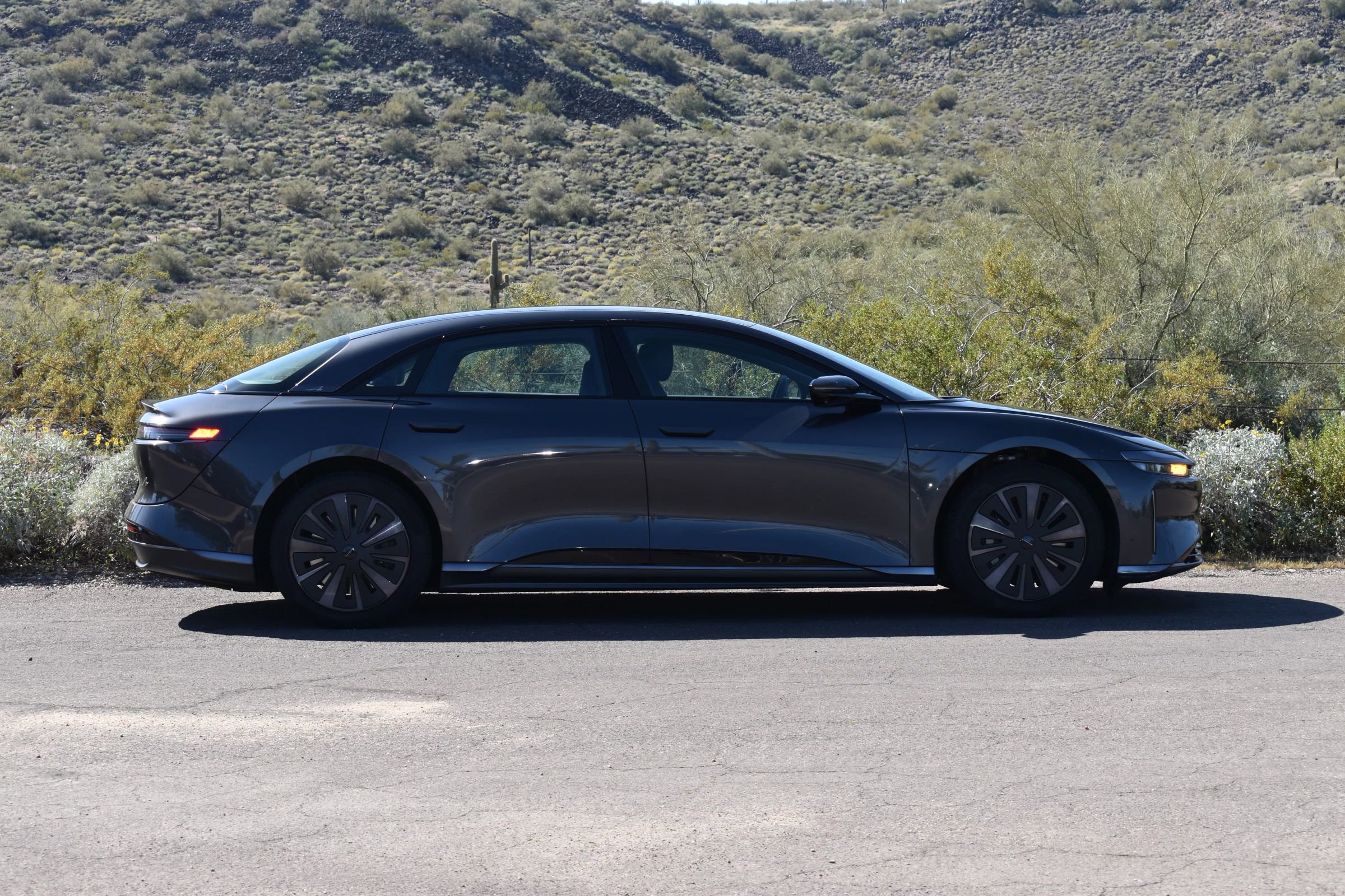 Used 2025 Lucid Air Pure image 9